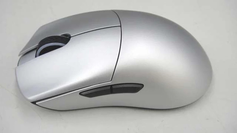 Souris de jeu WLMOUSE HUAN SILVER
