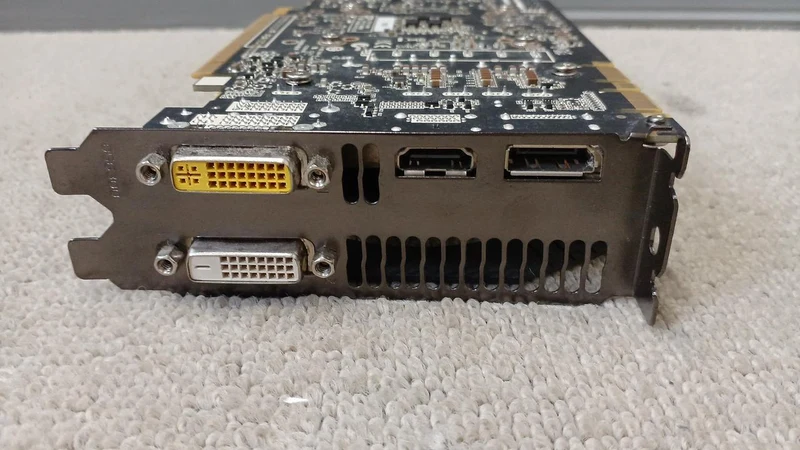 Carte graphique ZOTAC : GTX 970 4 Go
