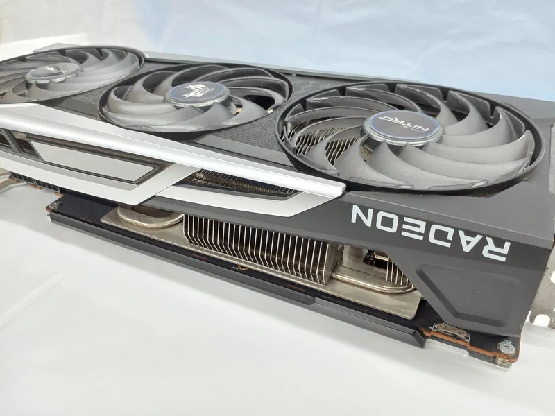 Carte graphique SAPPHIRE : RX 6800 XT SE GAMING OC 16 Go G