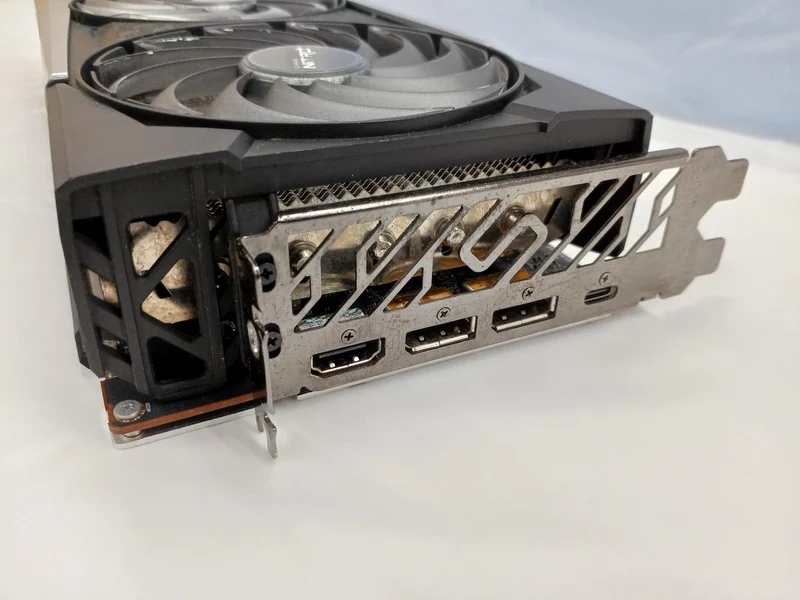 Carte graphique SAPPHIRE : RX 6800 XT SE GAMING OC 16 Go G