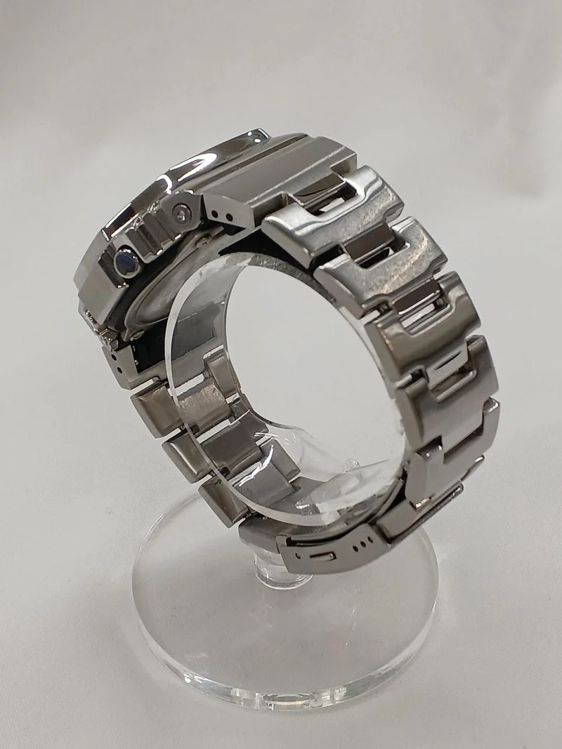 CASIO G-SHOCK GM-2110D