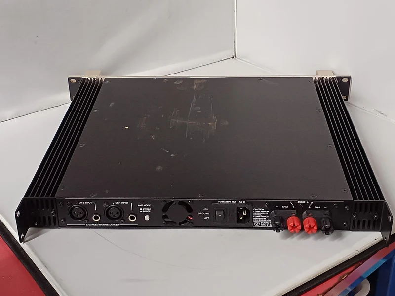 CLASSIC PRO Power Amplifier CP600