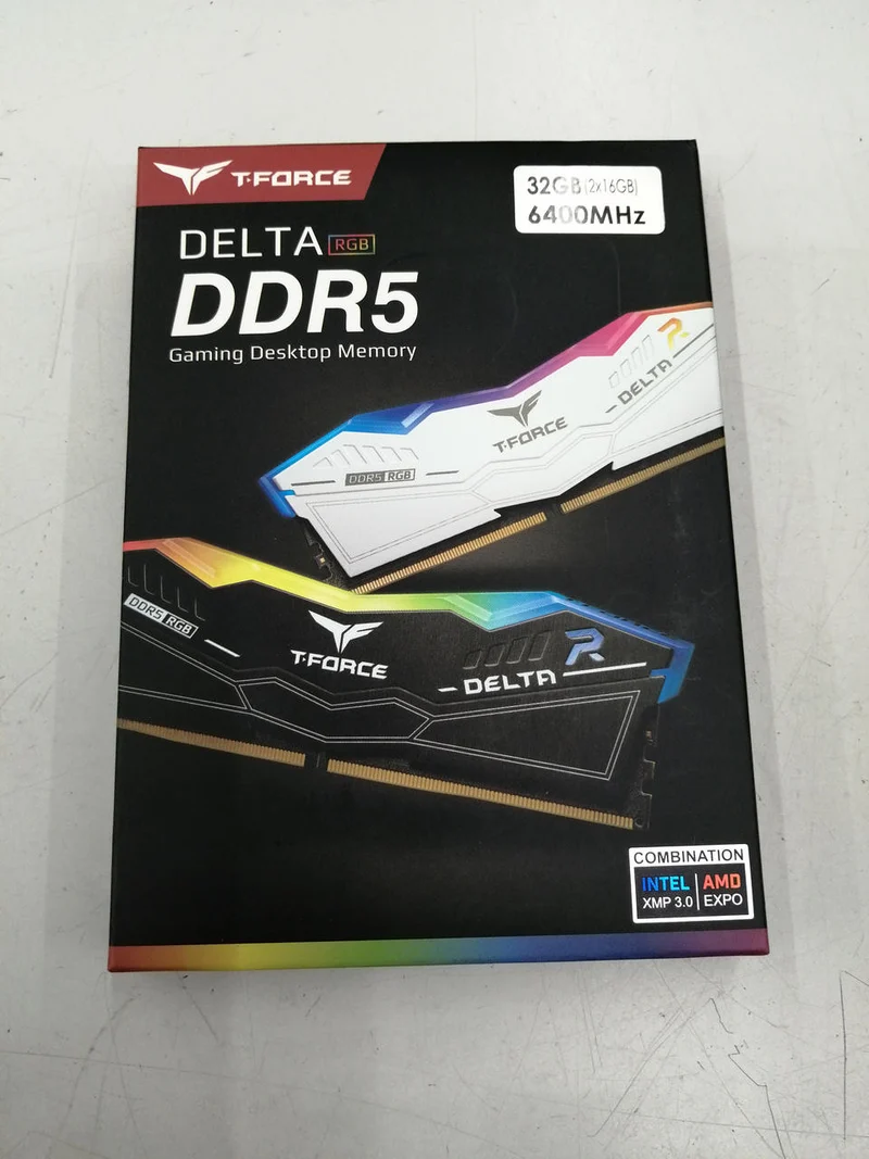 T-FORCE ★ Unopened ★ FF3D532G6400HC40BDC01