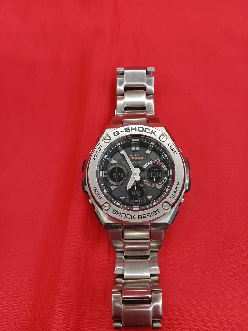 CASIO G-SHOCK GST-W110D