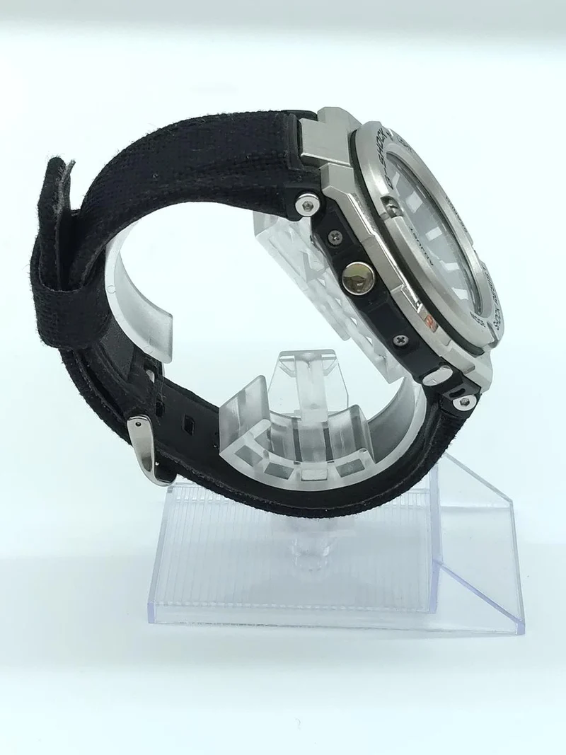 CASIO G-SHOCK GST-W330C