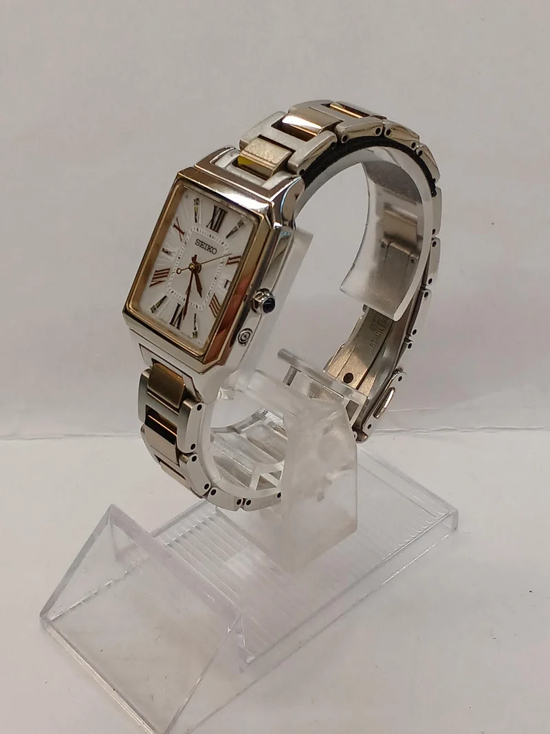 Montres-bracelets analogiques à quartz SEIKO LUKIA SSVW160