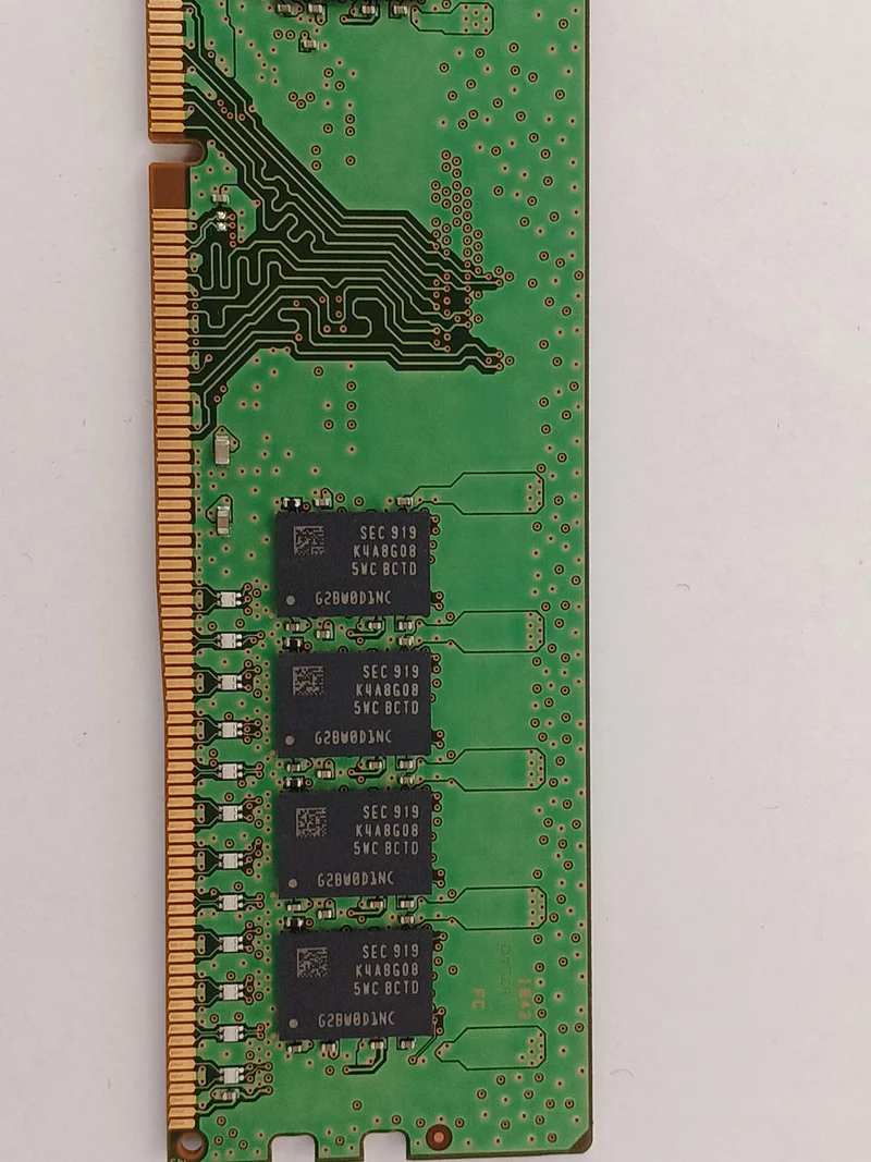 SAMSUNG DDR4 Memory 16GB M378A2K43CB1-CTD