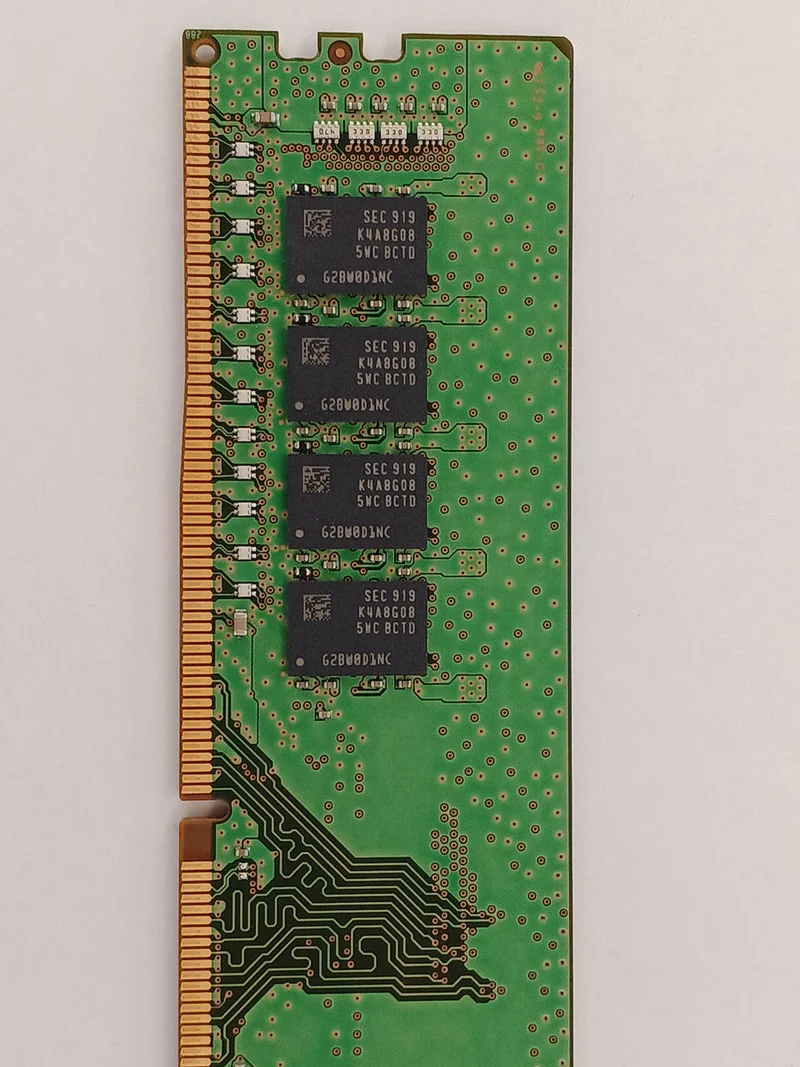 SAMSUNG DDR4 Memory 16GB M378A2K43CB1-CTD