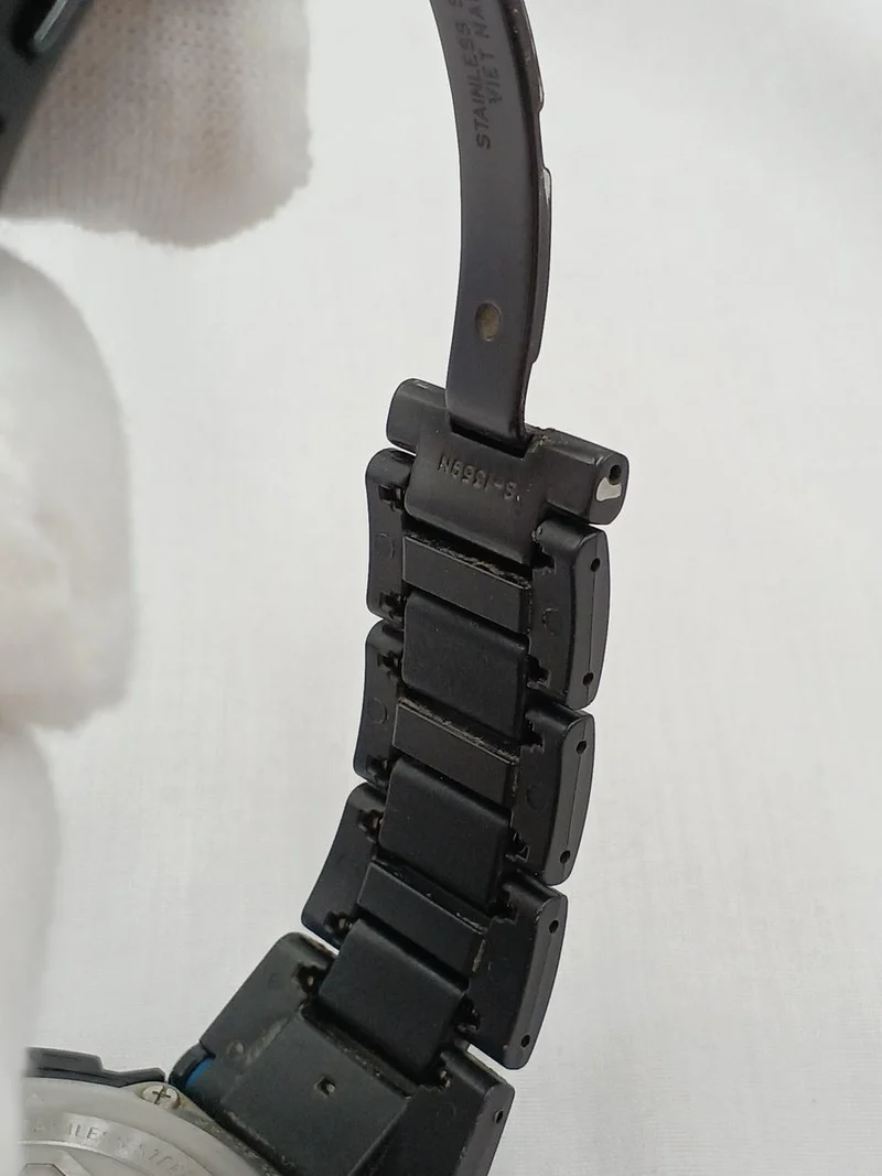 CASIO G-SHOCK Radio-pilotée solaire GW-A1100FC