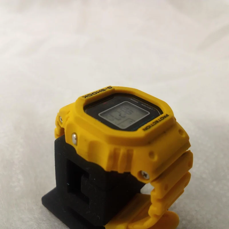 Montre CASIO Quartz G-SHOCK NANO DWN-5600-9JR