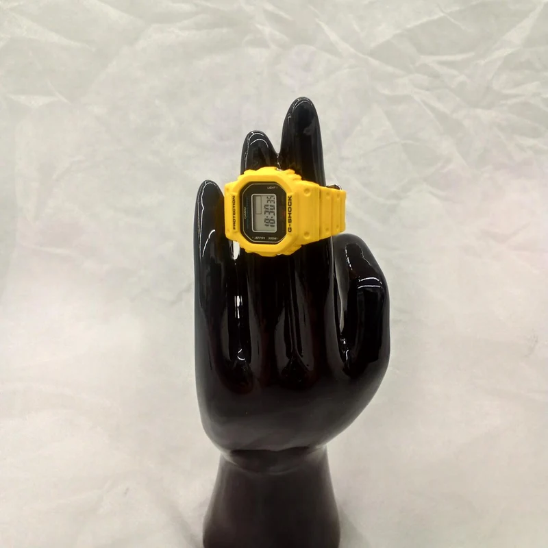 Montre CASIO Quartz G-SHOCK NANO DWN-5600-9JR