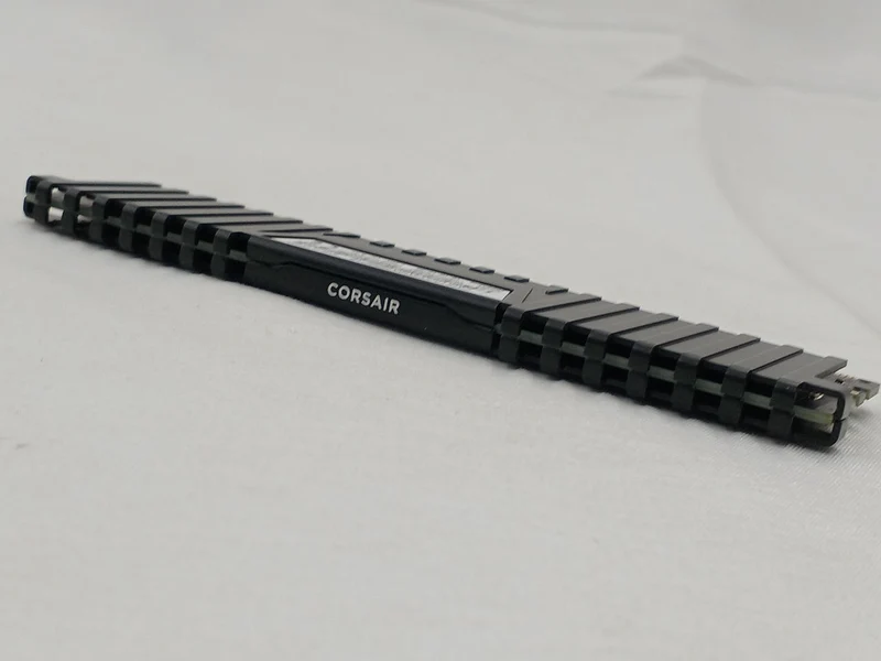CORSAIR DDR4 Memory (16GB) CMK16GX4M2A2666C16