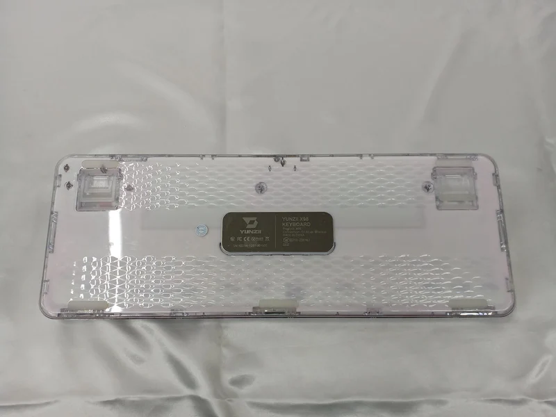 YUNZII Gaming Keyboard X98