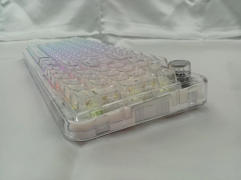YUNZII Gaming Keyboard X98