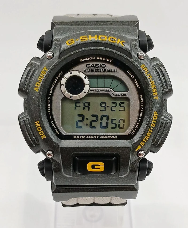 CASIO G-SHOCK DW-9000