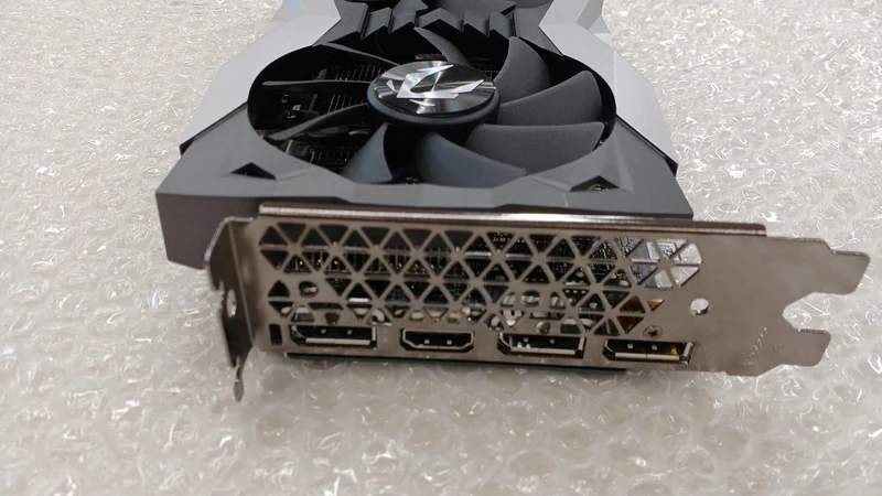 Carte graphique ZOTAC RTX2060 6 Go GDDR6