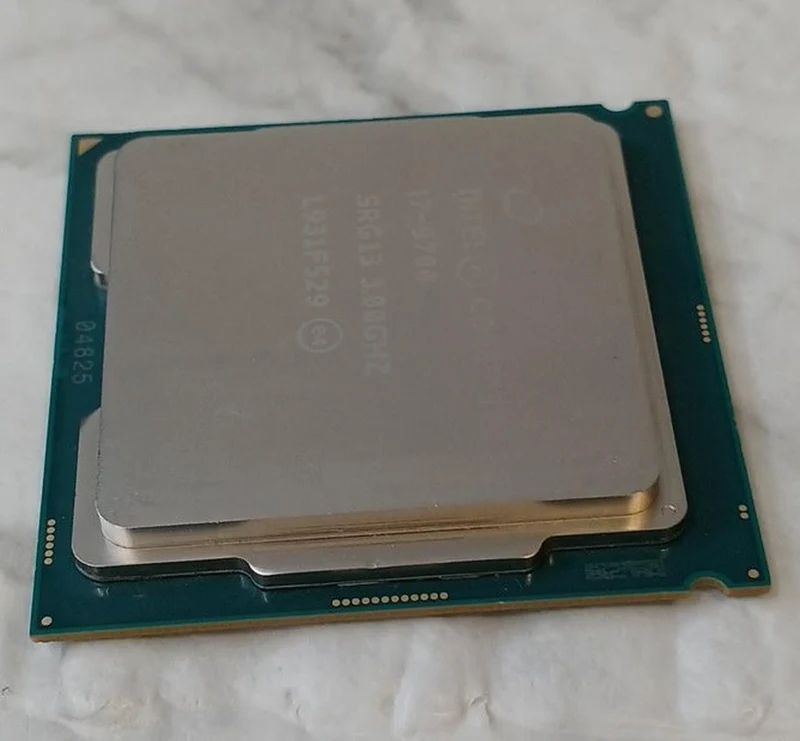 Intel Core i7-9700 CPU
