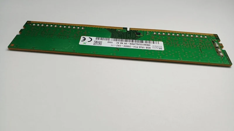 SK HYNIX Memory HMA81GU6JJR8N