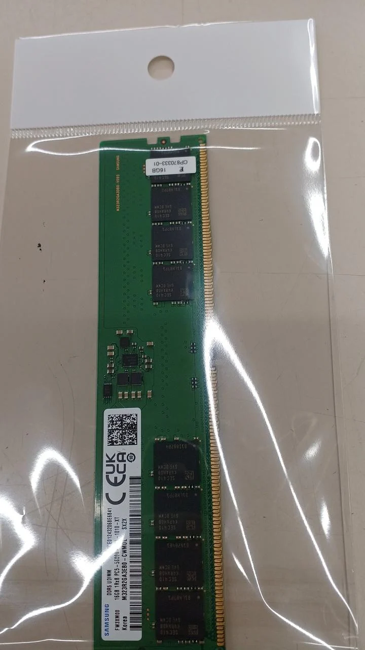 SAMSUNG Desktop Memory (DDR5 16GB) M323R2GA3EB0-CWM0L