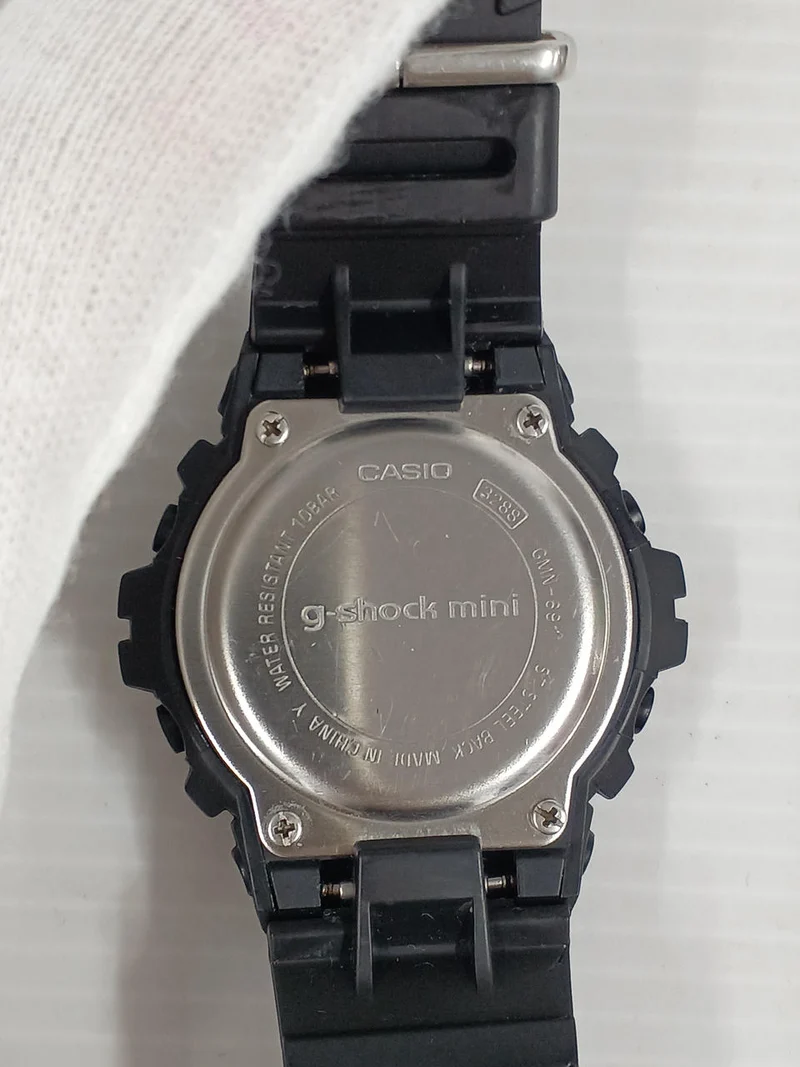 CASIO G-SHOCK MINI gmn-691 Black Light Button Malfunction