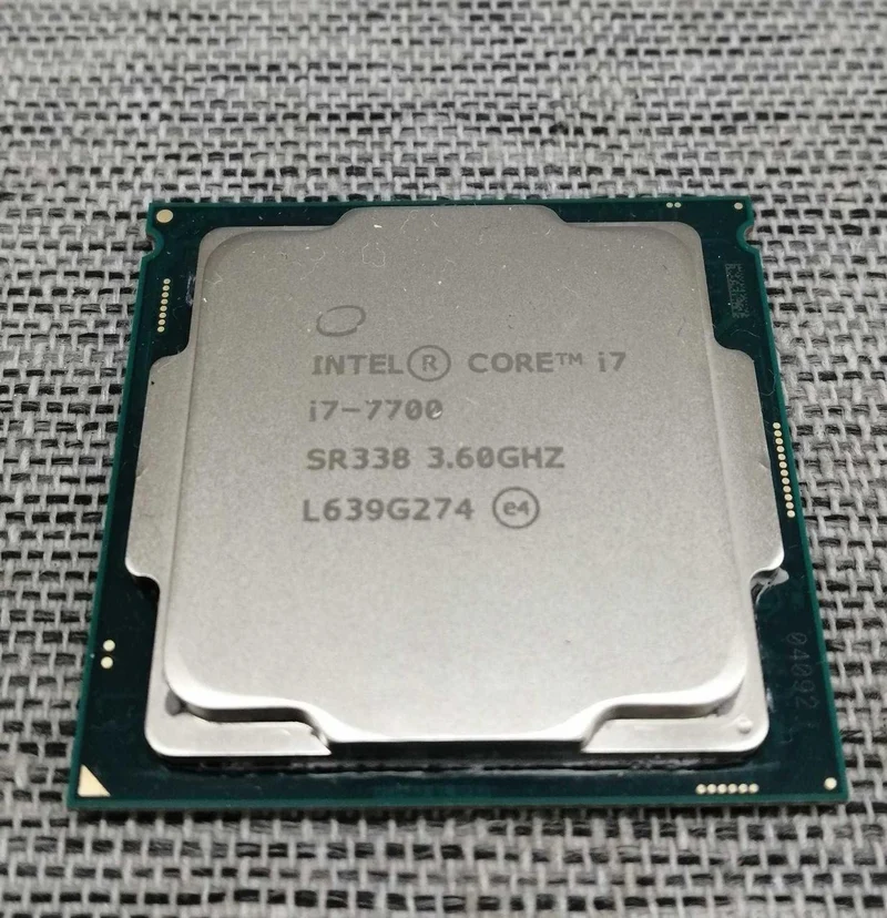 Intel Core i7-7700 CPU