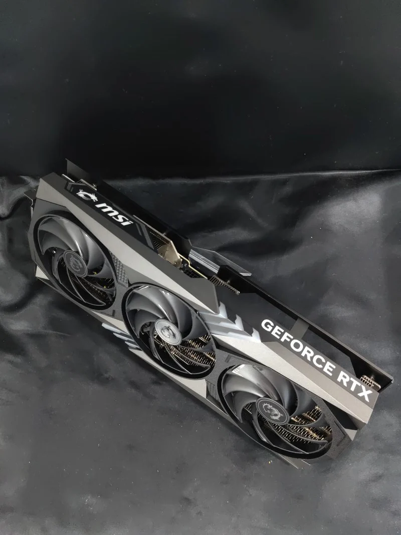 MSI Graphics RTX4070 GAMING X TRIO 12G