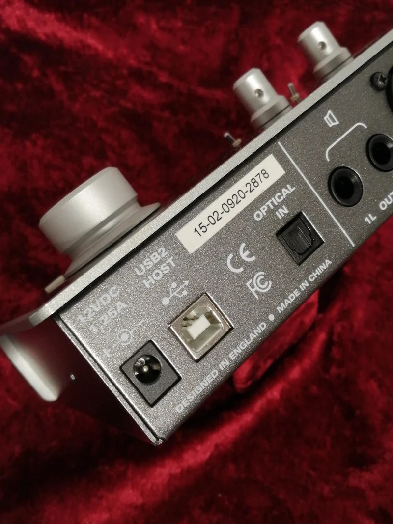Interface audio AUDIENT : ID14