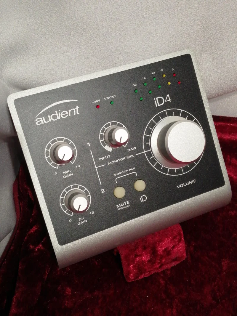 Interface audio AUDIENT : ID4