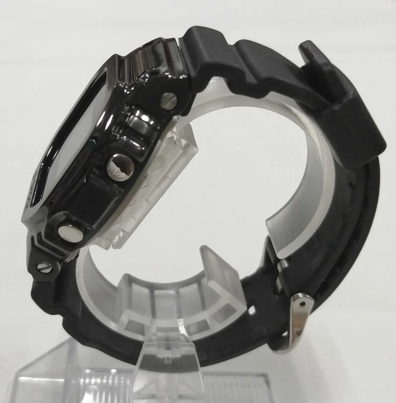 CASIO G-SHOCK GM5600SERIES GM-5600UB / Signes d'utilisation