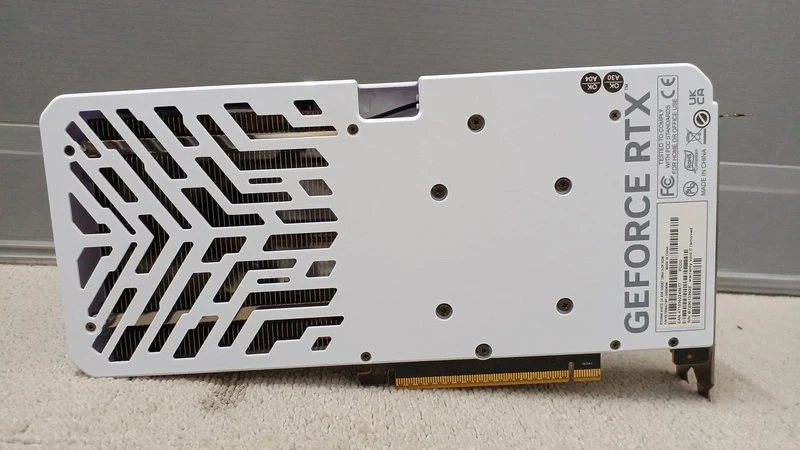PALIT Graphics Board: NVIDIA GEFORCE RTX5060 WHITE O
