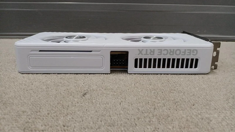 PALIT Graphics Board: NVIDIA GEFORCE RTX5060 WHITE O