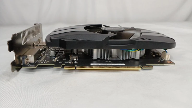 Carte graphique ASUS PH-GTX1650-4G