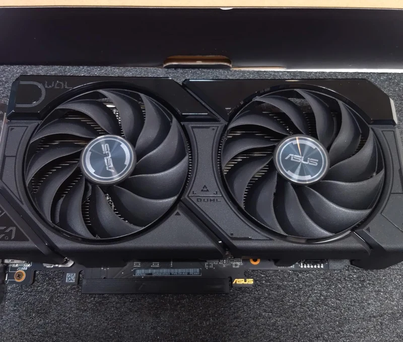 ASUS Graphics Card DUAL-RX7600-08G-EVO