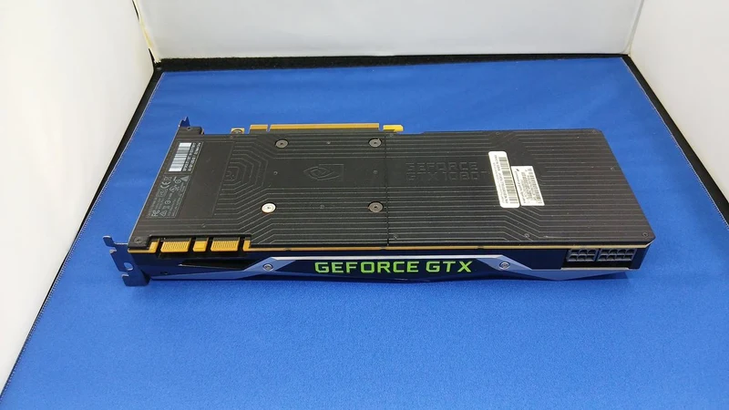 Carte graphique NVIDIA GTX1080TI ÉDITION FONDATEURS
