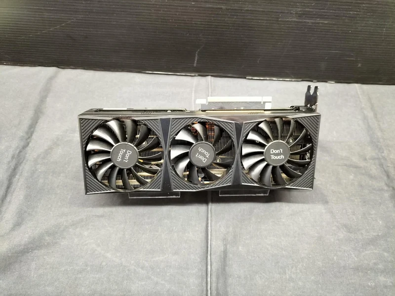 Carte graphique ZOTAC : ZT-A30800M-10B