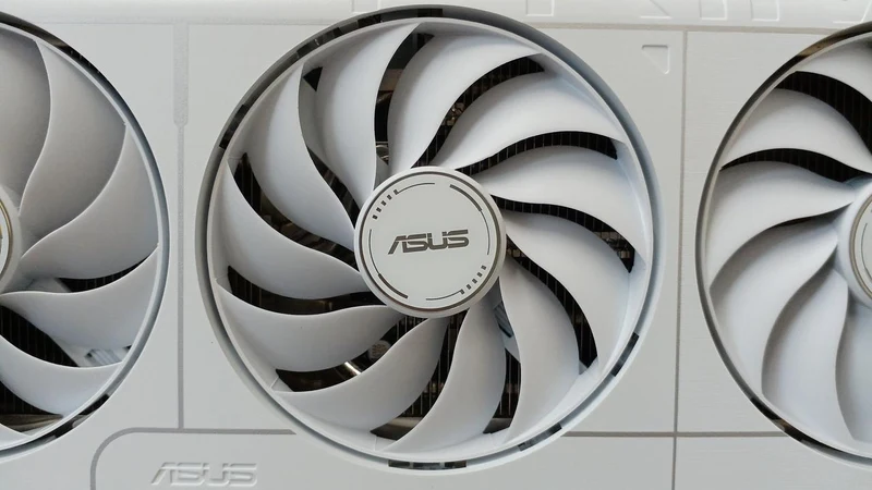 Carte graphique ASUS : PRIME-RX9070XY-O16G-BLANC