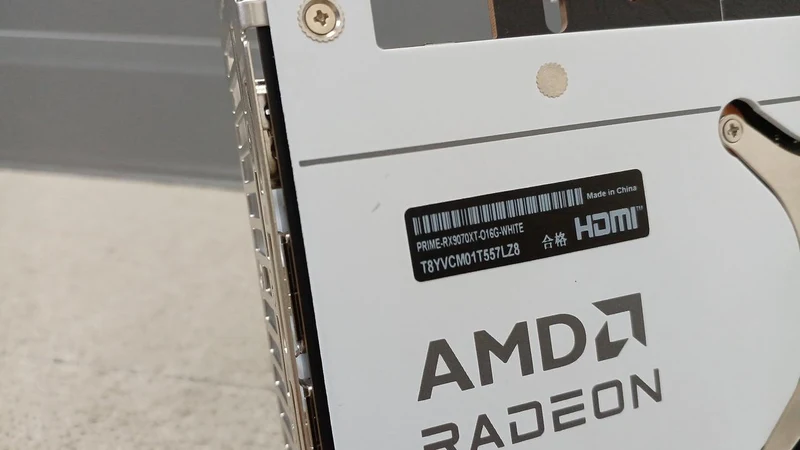 Carte graphique ASUS : PRIME-RX9070XY-O16G-BLANC