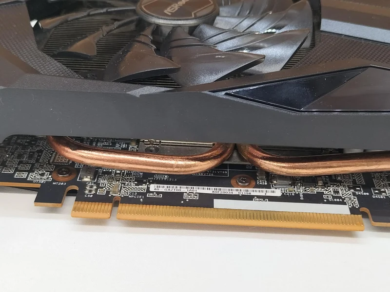 Carte graphique ASROCK RX6600XT CLD 8 Go