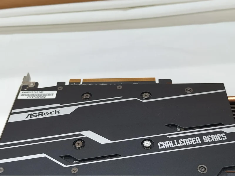 Carte graphique ASROCK RX6600XT CLD 8 Go