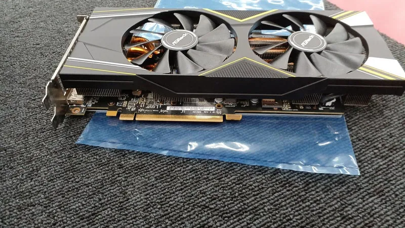 Carte graphique ASROCK RX5700XT CLD 8GD