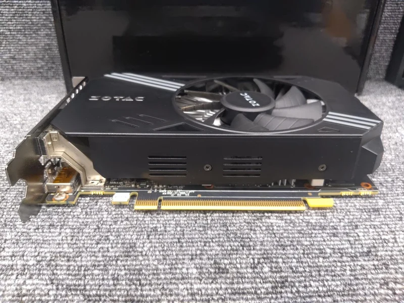 ZOTAC Graphics Board: ZT=GTX1060-GD5STD