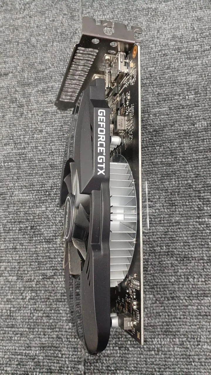 Carte graphique ASUS PH-GTX1050TI-4G