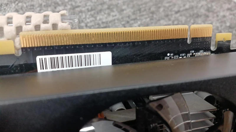 PALIT Graphics Board: NE51060015F9-1061D