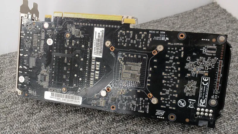 PALIT Graphics Board: NE51060015F9-1061D