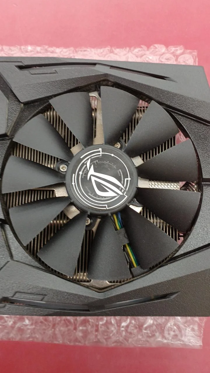 Carte graphique ASUS : STRIX-GTX1070-O8G-GAMING