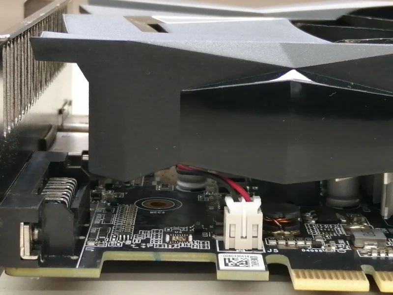 ZOTAC PCI-EXPRESS Bus-Compatible NVIDIA Graphics Card ZT-T16520F-10L