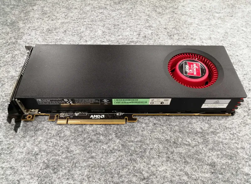 RADEON Graphics Card: AMD RADEON HD 6950 2GB