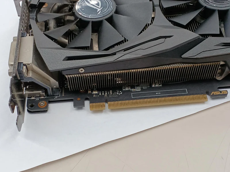 ASUS Graphics Card: ROG STRIX-GTX1060-O6G-GAMING