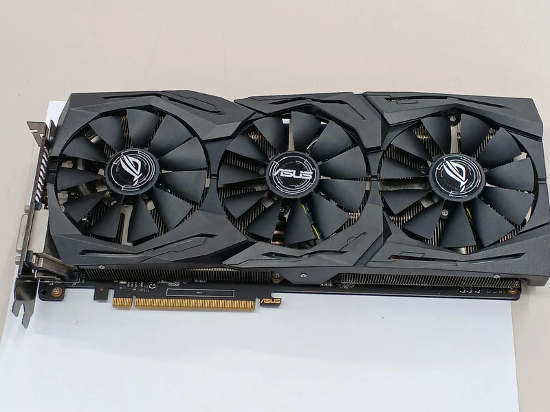 ASUS Graphics Card: ROG STRIX-GTX1060-O6G-GAMING