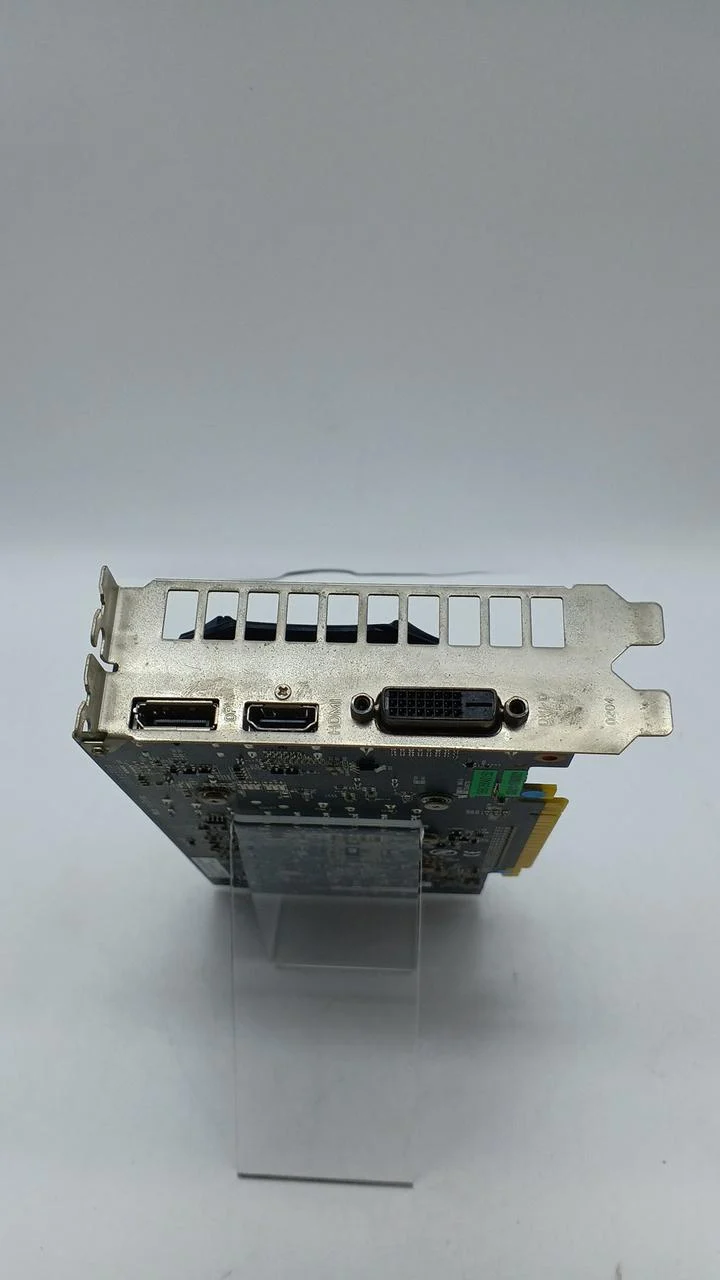 Carte graphique Xianren Zhizhi : NVIDIA GTX1050 2 Go 128 bits
